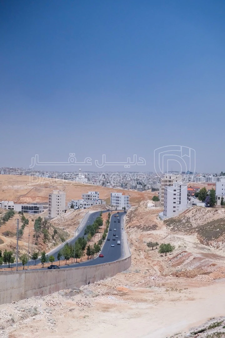شقة في رجم عميش - 155,000 دأ - صورة 1